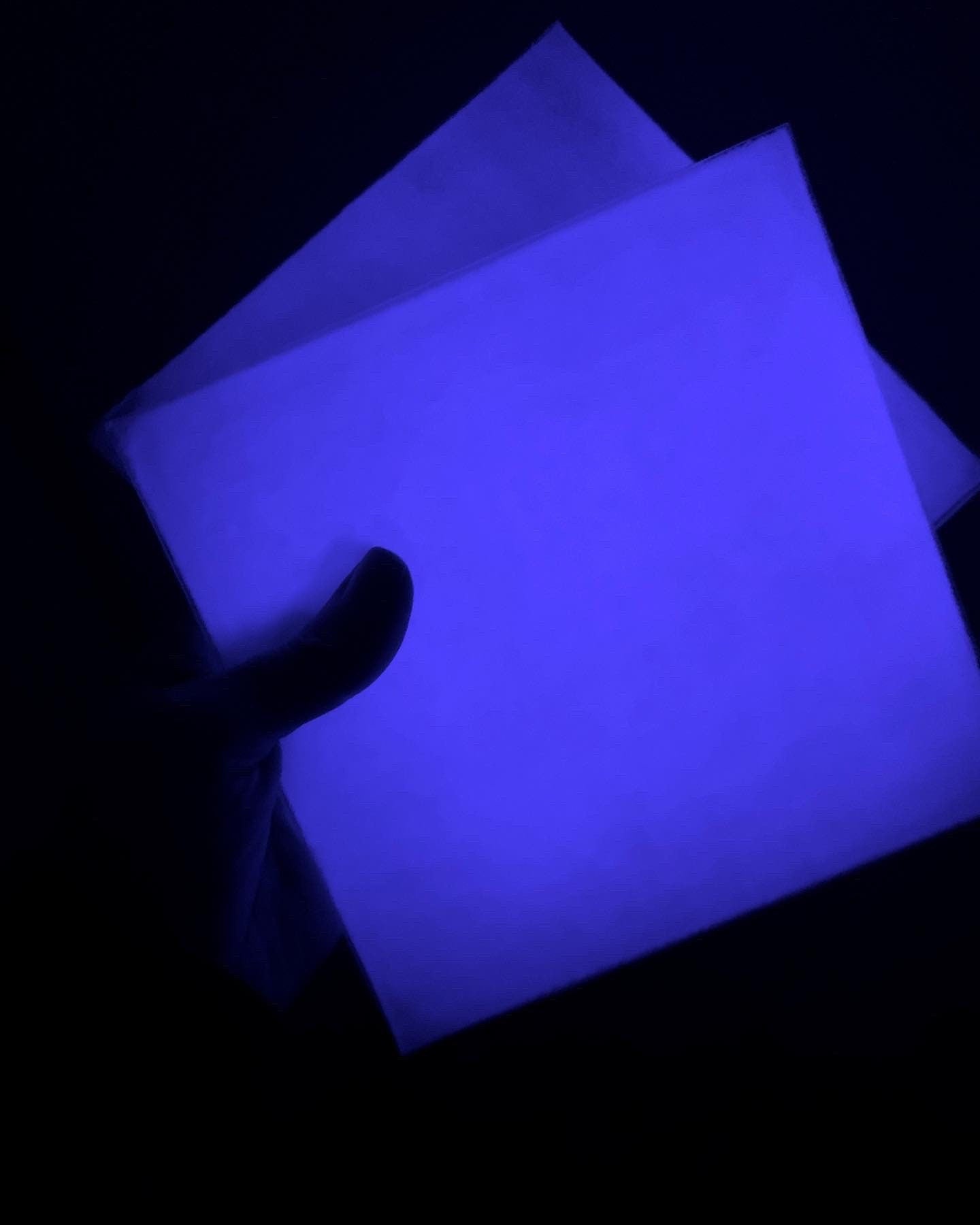 COE 90 PURPLE Glow in the Dark sheet glass