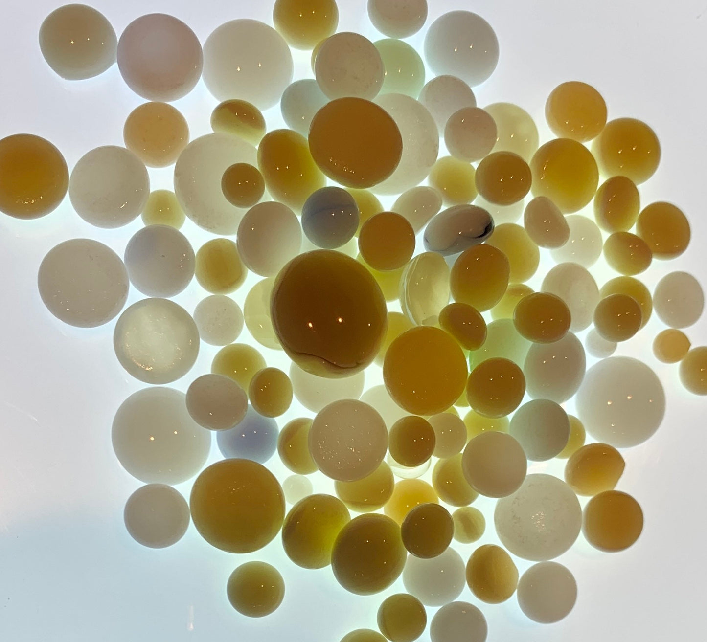 90COE Mix of White Mosaic Glass Dots