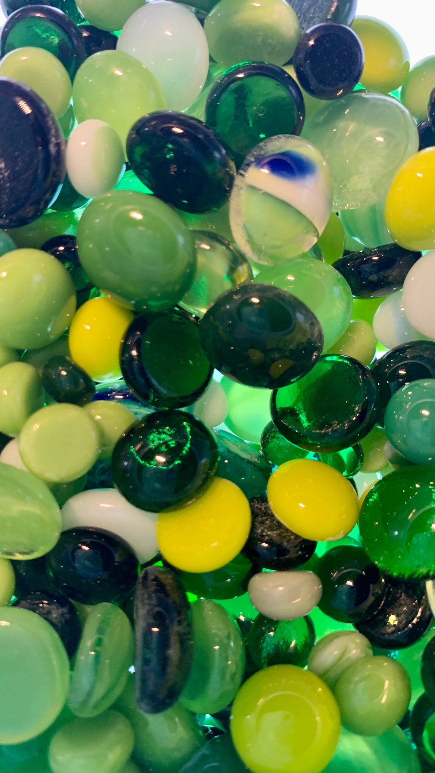 COE 96 Mix of Green Mosaic Glass Dots