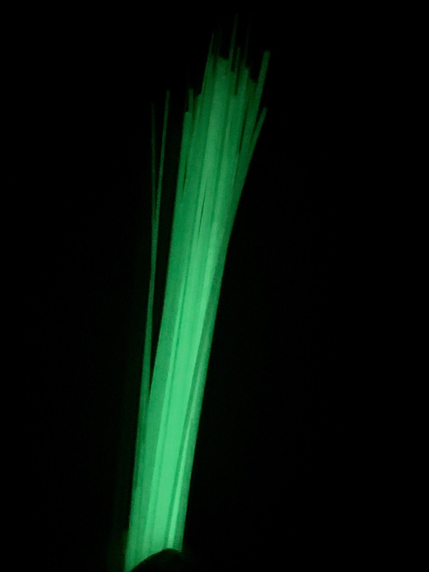 COE 96/ Green Glow in the Dark Stringer / 1 or 2 ounce