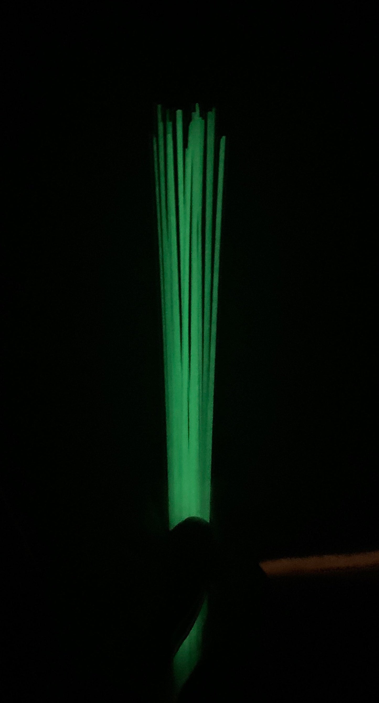 COE 96/ Green Glow in the Dark Stringer / 1 or 2 ounce